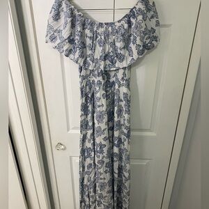 Maxi white with blue paisley print on/off the shoulder dress